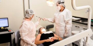 Assistência odontológica mantém atendimentos seguros nas unidades de saúde durante pandemia da Covid-19