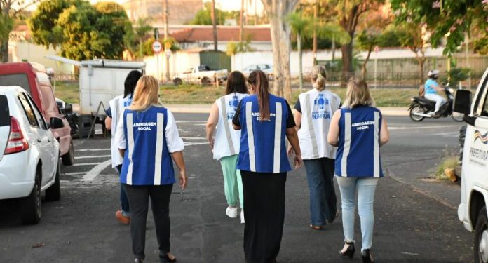 Prefeitura retoma abordagem social noturna com acolhimento a pessoas em situação de rua