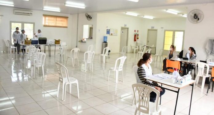 Posto de vacinação Centro Dia do Idoso será desativado e vacinação acontecerá em novo horário