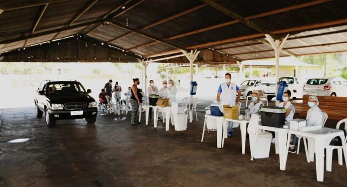 Vacinação no feriado e no sábado no recinto