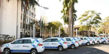 Saúde apresenta nova frota destinada ao transporte agendado de pacientes