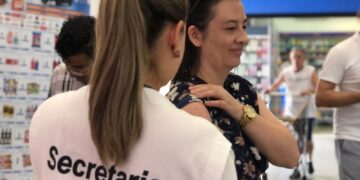 Saúde em movimento: estratégia itinerante de vacinação segue aos sábados