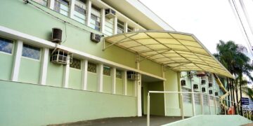 Saúde abre unidade de atendimento a pacientes com dengue e covid