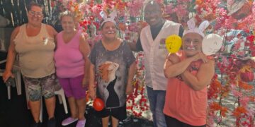 Pacientes da Residência Terapêutica vivenciam passeio na Vila dos Coelhos