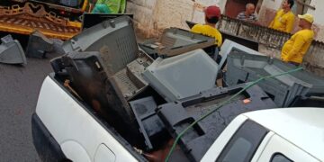 Operação Verão contra a Dengue: EMCAa elimina risco de criadouros ao recolher mais de 100 televisores