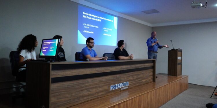 PLATAFORMA E APLICATIVO “DENGUE ALERT”, DESENVOLVIDOS PELO IFSP, SÃO APRESENTADOS EM CATANDUVA