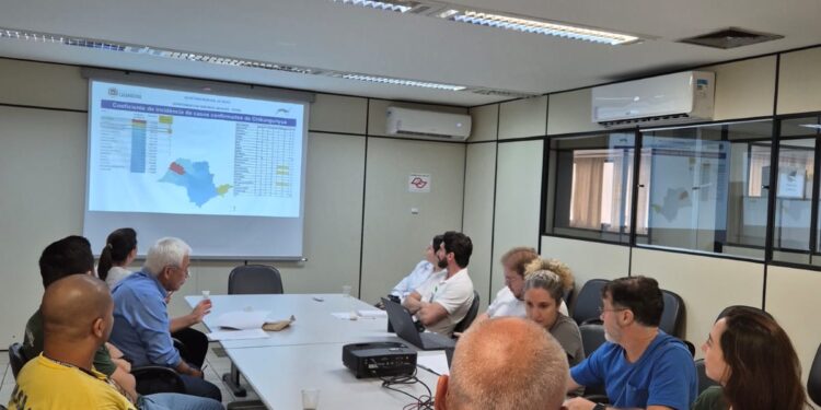 Saúde realiza segunda sala de situação de 2026 e mantém monitoramento de arboviroses